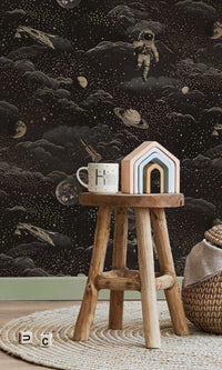 Adventure Awaits Lost In Space Black/Gold 14050