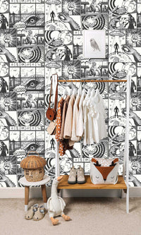 Adventure Awaits City Hero Black/White 14075