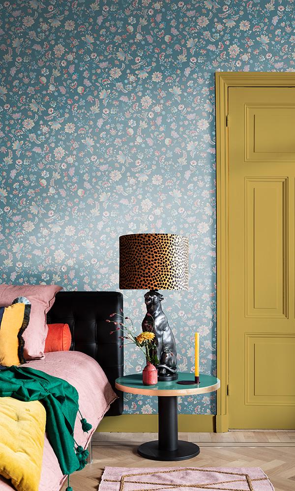 vintage paisley floral wallpaper